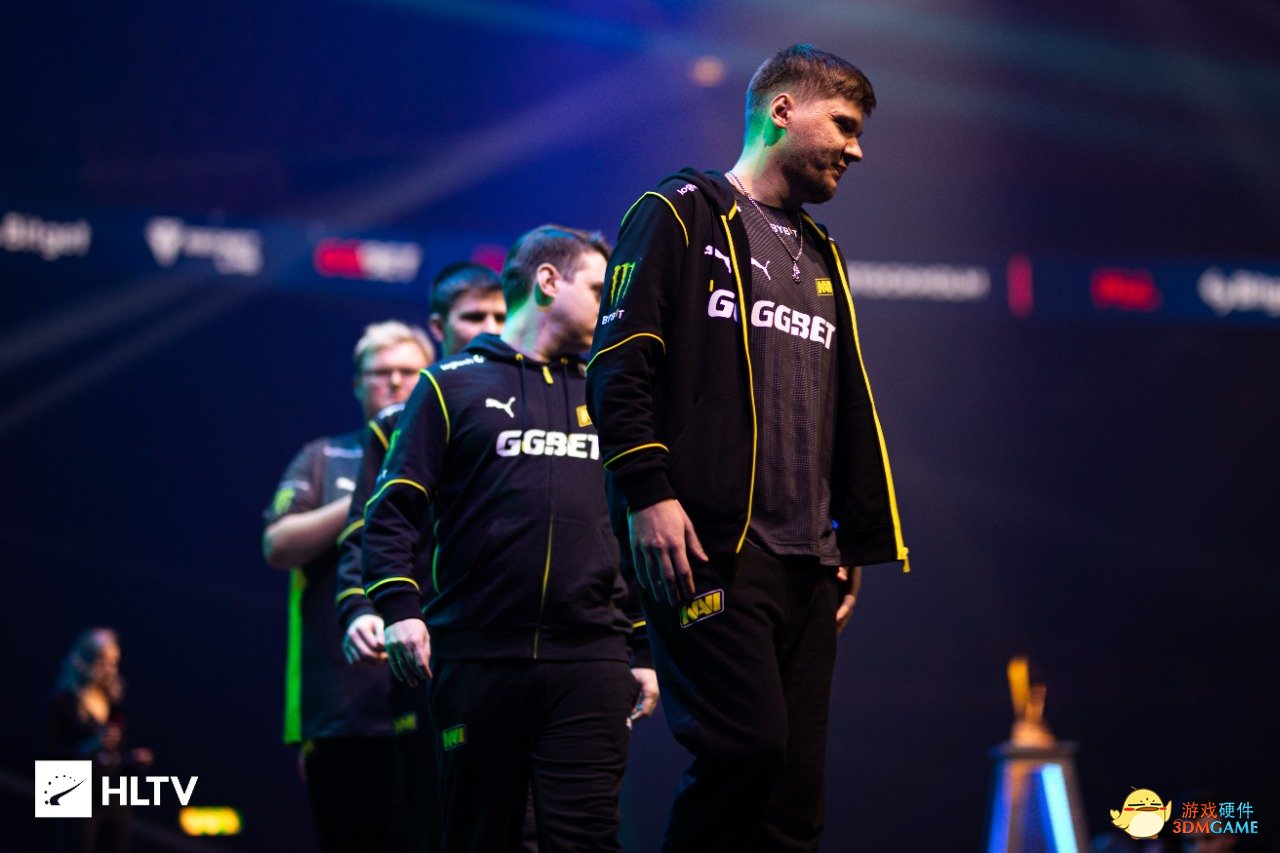 在他身上 在他身上