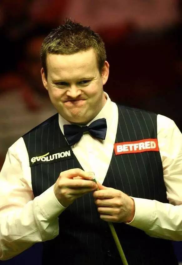 呈现胶着状 呈现胶着状