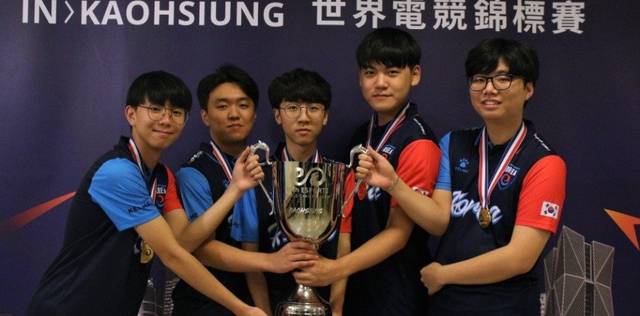 因被处以两 因被处以两