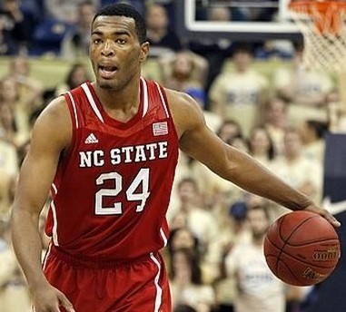 更是以其 更是以其